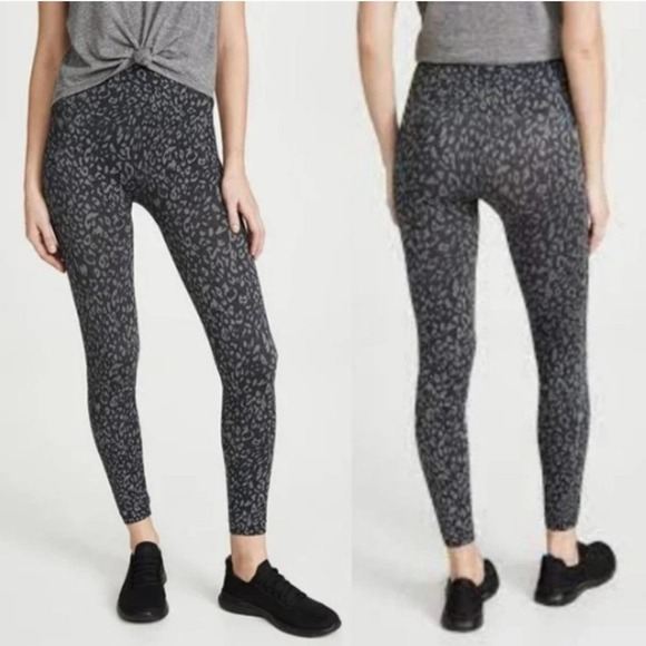 SPANX Pants - Spanx Leopard Print‎ Leggings Size Small